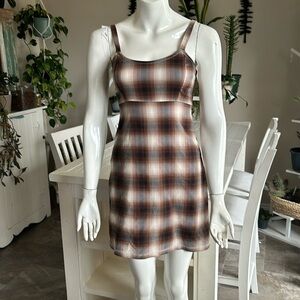 Y2K vintage Hollister, California plaid brown dress advance stretch S 🕰️
